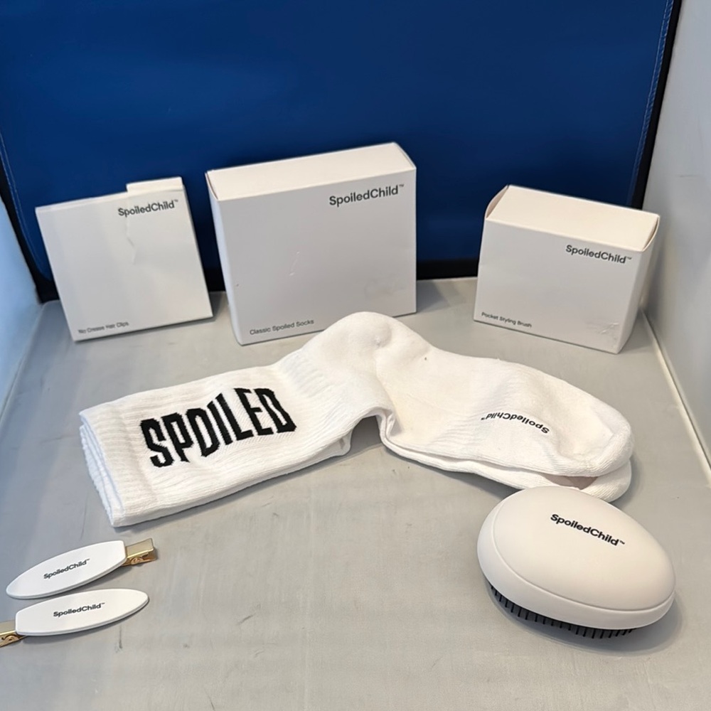 Spoiled Child White Socks, hair clips and‎ pocket Brush NEW